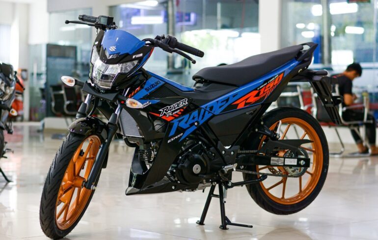 Giá xe máy Suzuki Raider R150 2021 bao nhiêu Có đáng mua trong năm 2022   websosanhvn